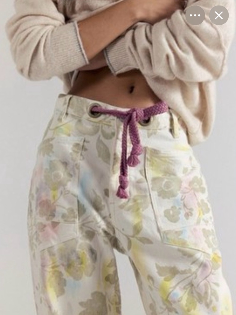 NWT Free People Moxie Printed Flocked Low Slung Barrel Jeans Size 27 - Picture 2 of 3
